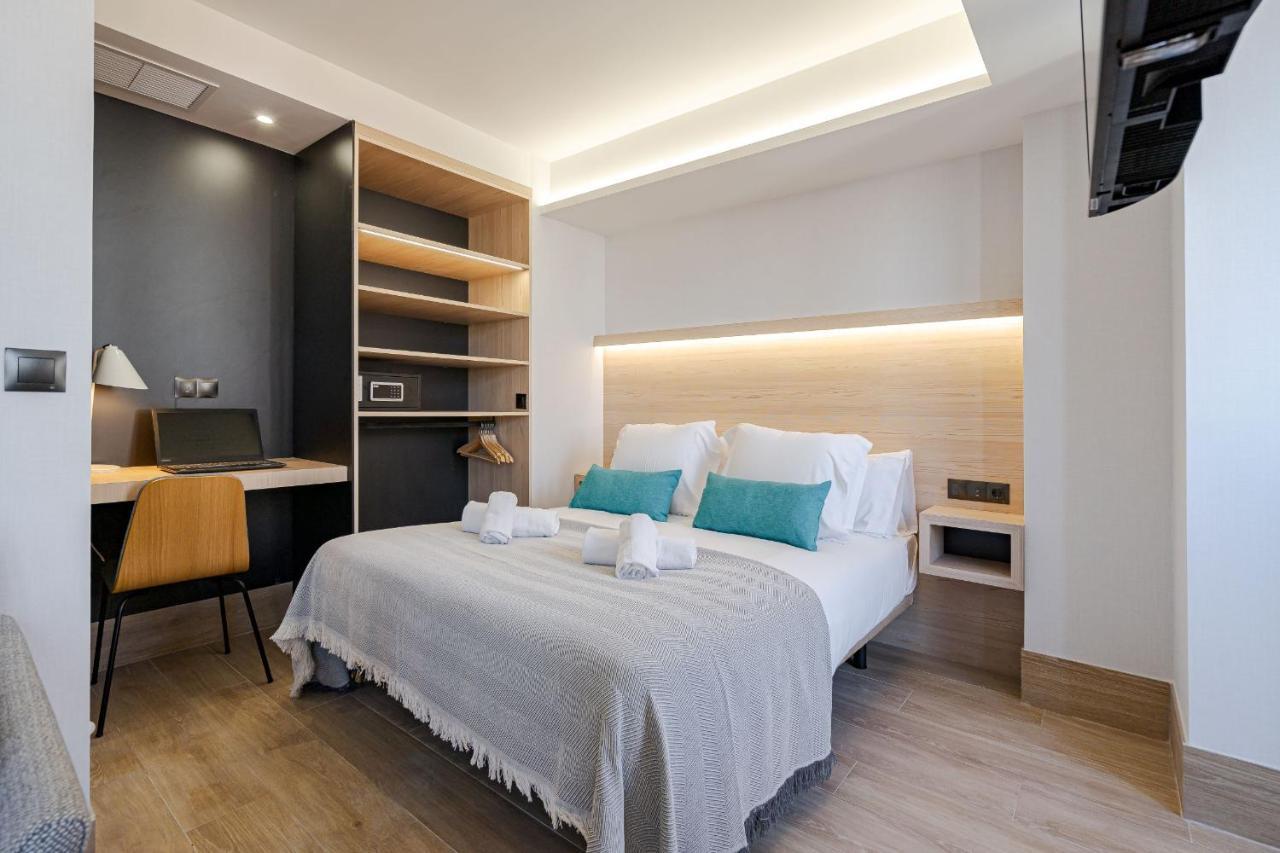 Feelathome Ventas Suites Madrid Esterno foto